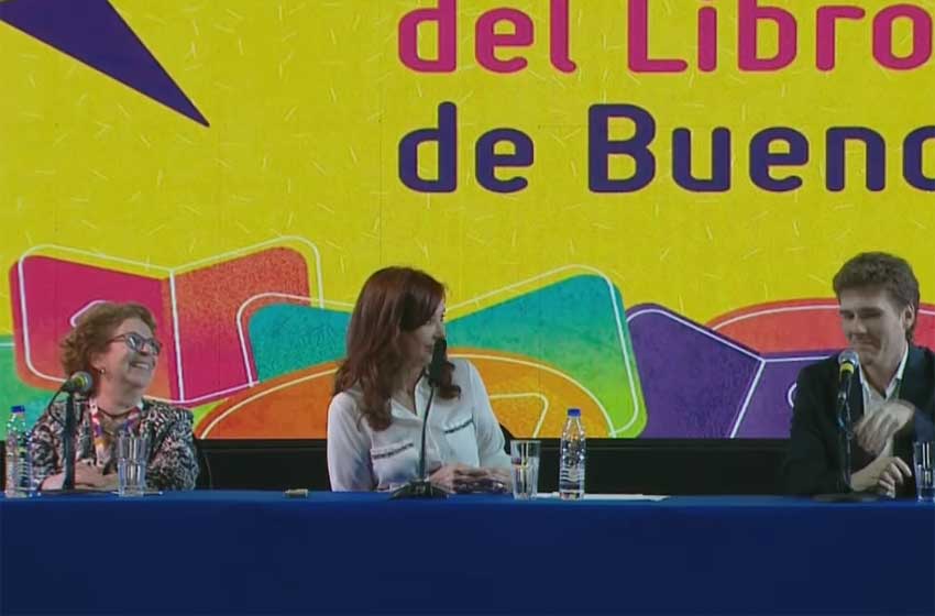 CFK volvió a La Rural y presentó su best seller "Sinceramente"