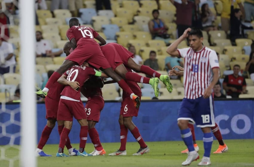 Paraguay y Qatar empataron 2 a 2 y Argentina quedó última en el Grupo B