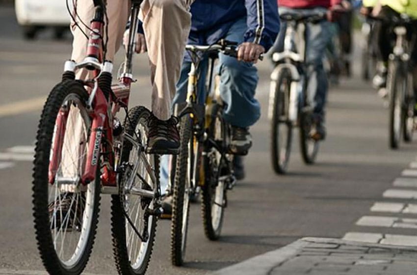 Proponen que haya una red troncal de calles exclusivas para circular en bicicleta