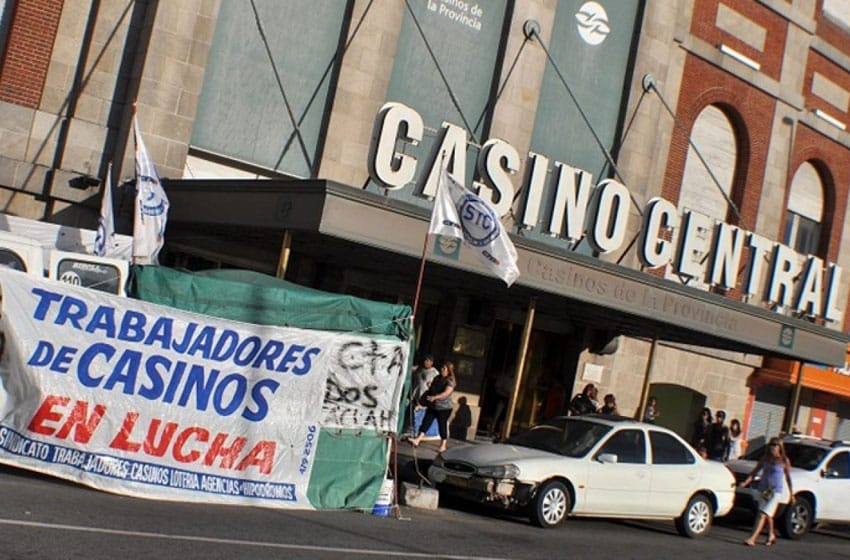 Trabajadores del casino denuncian una contaminación en el agua