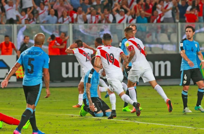 Perú sorprendió, eliminó a Uruguay y se enfrentará a Chile en semis