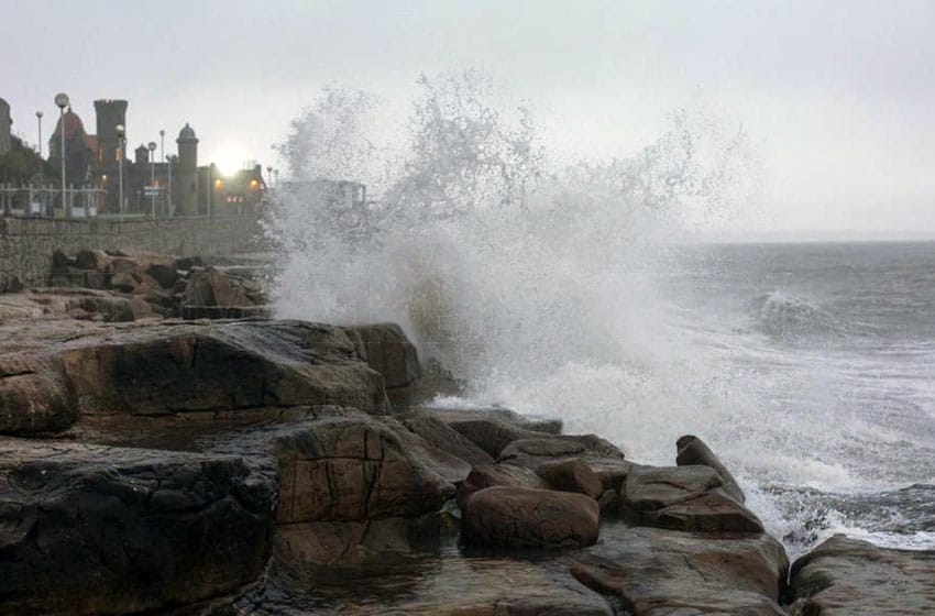 Nuevo alerta por fuerte viento para Mar del Plata: "Será menor que el fin de semana"