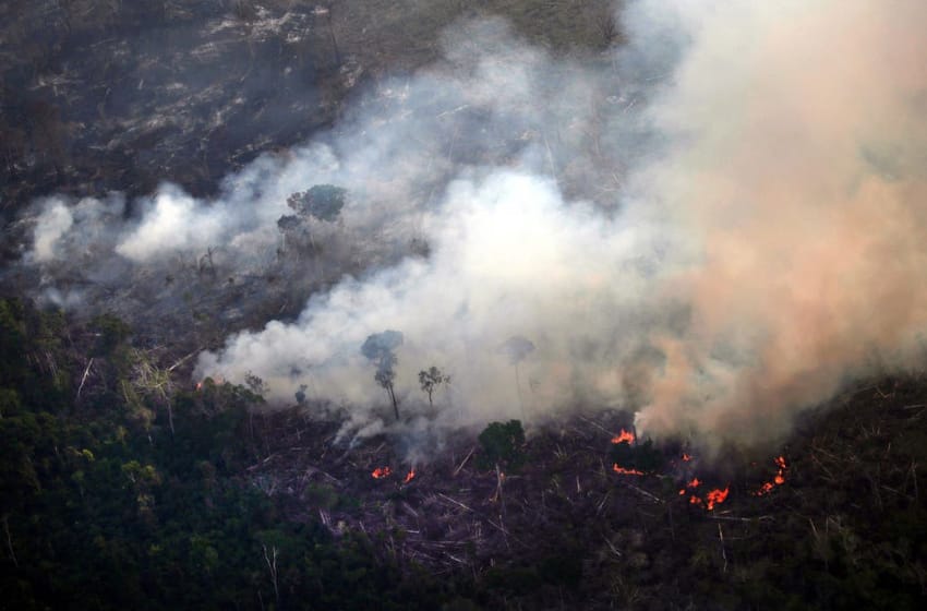 Países del G7 aportarán US$ 20 millones para combatir el incendio en el Amazonas