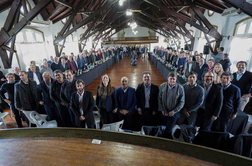 Vidal se reunió con intendentes bonaerenses de Juntos por el Cambio