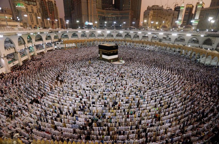 Hacia Arabia Saudita: comenzó la peregrinación a La Meca desde Mar del Plata