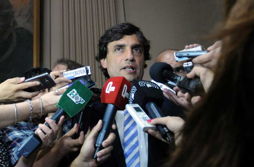 Lacunza: "Los ahorros de los argentinos están absolutamente disponibles"