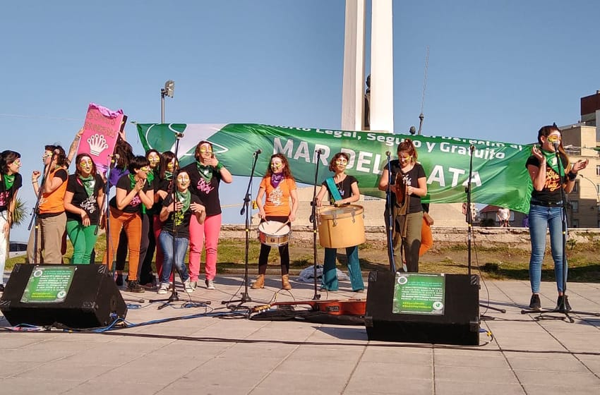 Mar del Plata se sumó a jornada de visibilización en el día internacional por el aborto