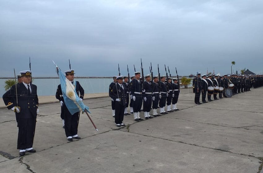 Aniversario de la Armada Argentina: "Estamos trabajando en la reposición de submarinos"