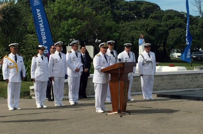 Entregaron medallas al honor militar a familiares de los tripulantes del ARA San Juan 