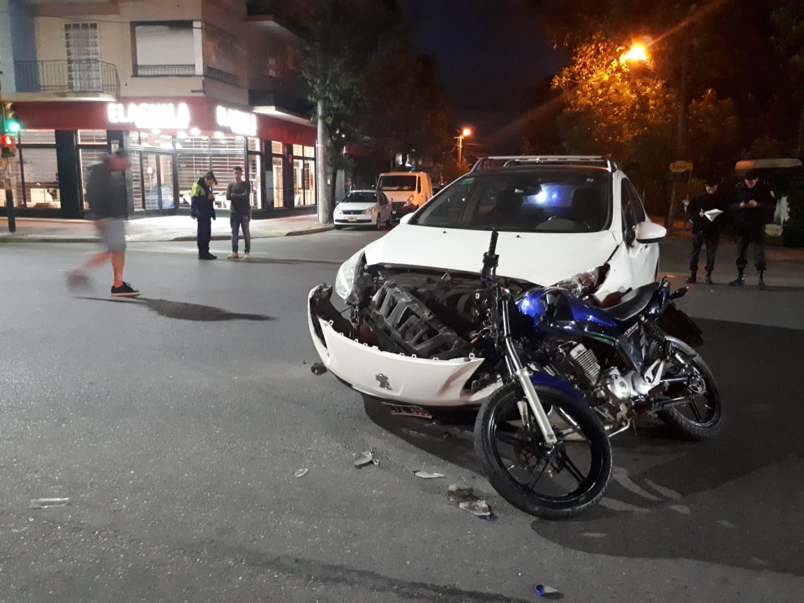 Murió un motociclista tras un choque en J B. Justo y Galicia