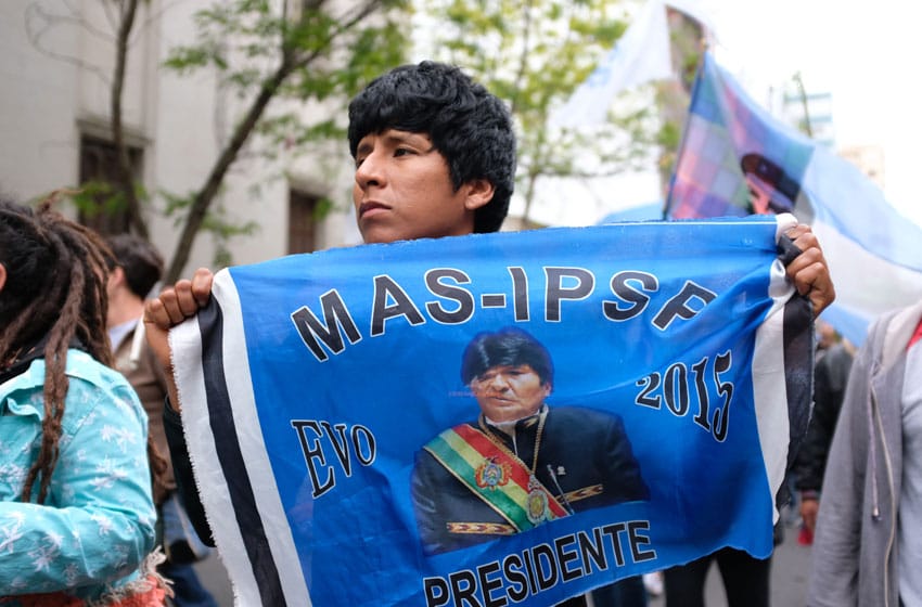 Residentes bolivianos: "Evo fue uno de los mejores presidentes, hizo historia"