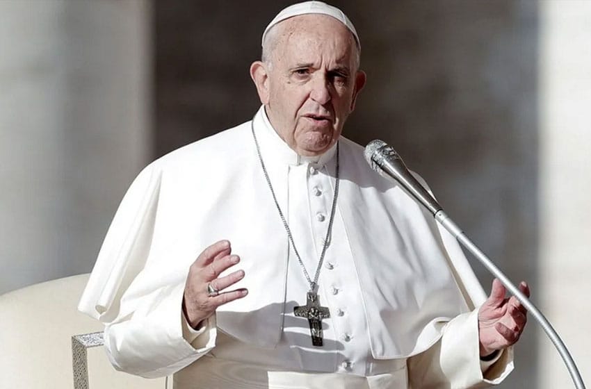  El Papa pidió a los países que inviertan en salud y resaltó el rol de la enfermería