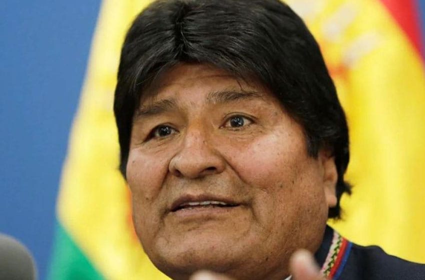 Evo Morales está en Argentina y vivirá como refugiado político