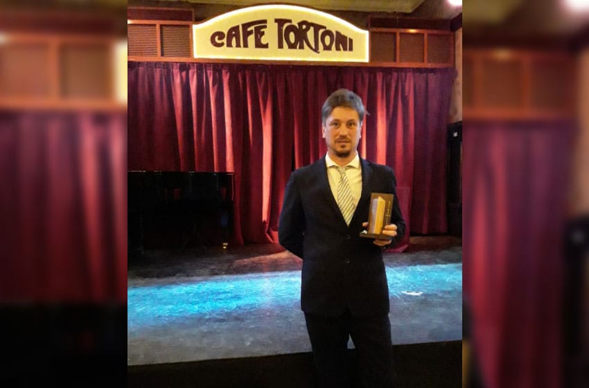 Músico marplatense fue premiado en el emblemático Tortoni