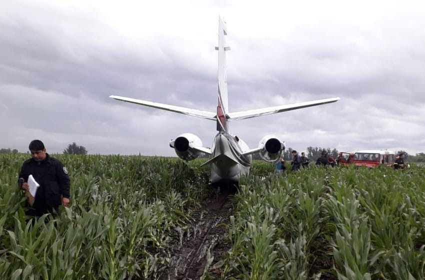 El relato del piloto del avión que aterrizó de emergencia: “Zafamos, los motores se trancaron”