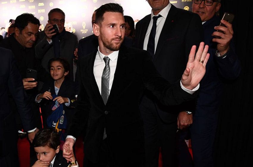 La costumbre de Messi: sexto Balón de Oro y es el más ganador de la historia