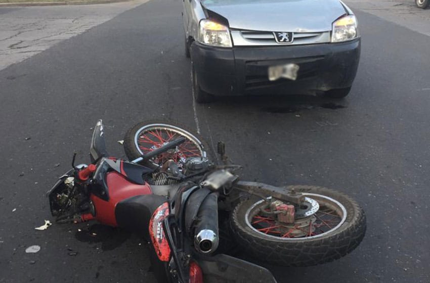 Otro incidente vial con una moto como protagonista