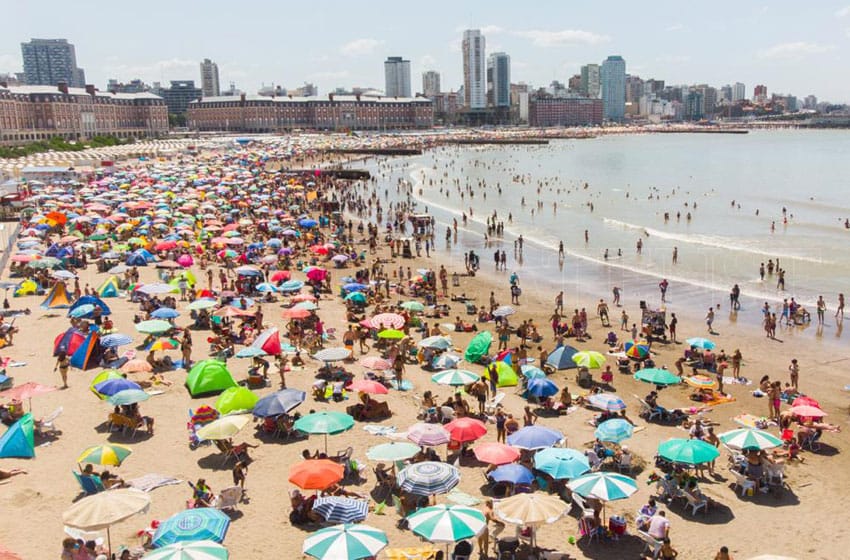 Preocupación por la falta de protocolos sanitarios para las playas públicas de Mar del Plata