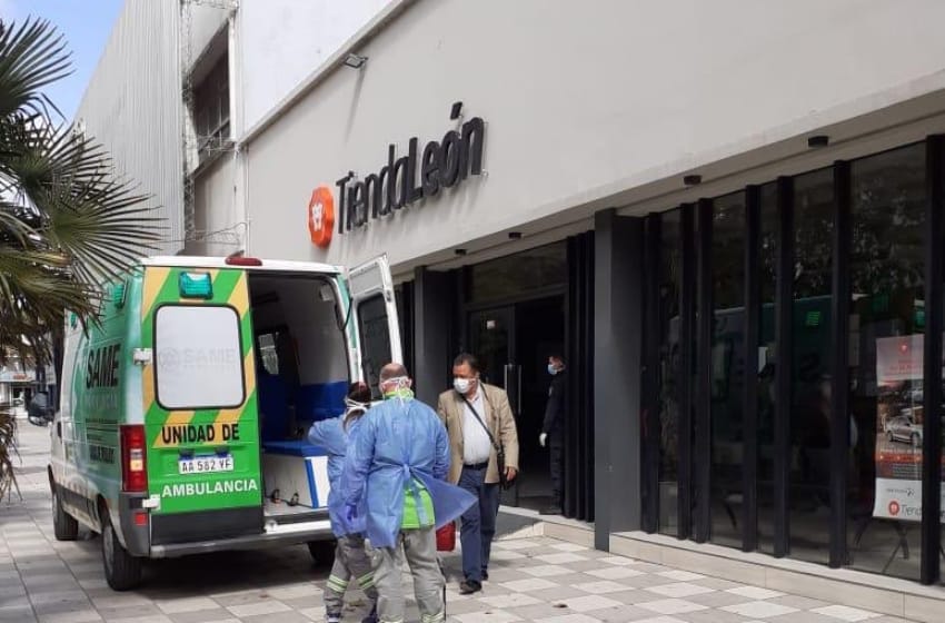 Una familia ecuatoriana intentó alojarse en un hotel céntrico y los aislaron