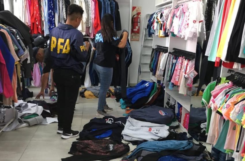 Secuestran ropa de contrabando con un valor de 5 millones de pesos