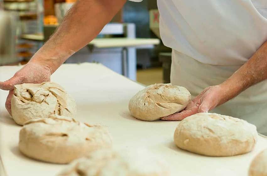 Panaderos denuncian suspensiones y pago parcial de sueldos