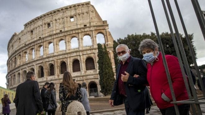 Italia alcanzó un récord de 4692 personas curadas y los muertos descendieron a 285