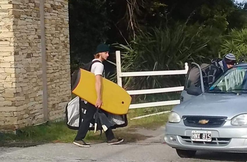Con un video, escrachan a surfistas por romper la cuarentena