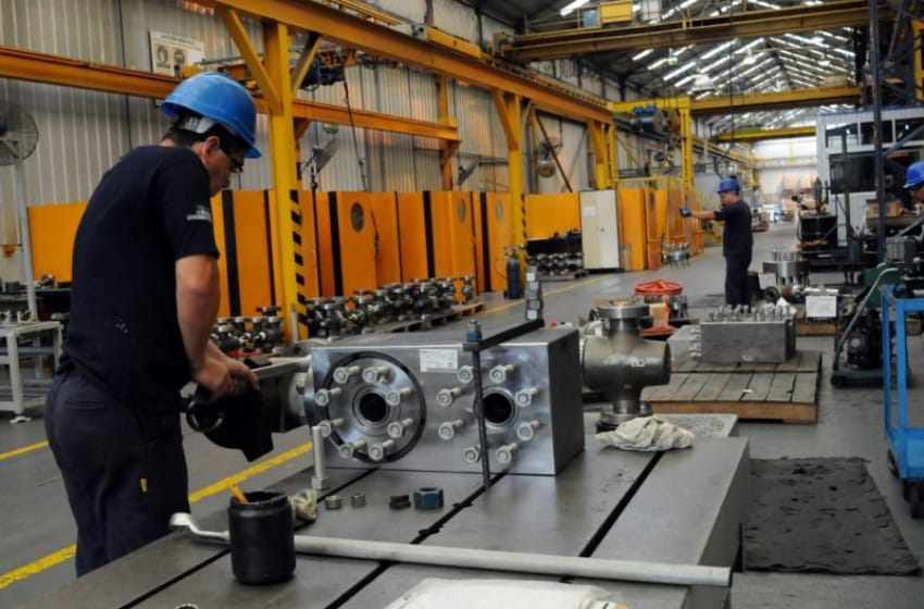 El Gobierno nacional autorizó reabrir industrias en 6 municipios bonaerenses