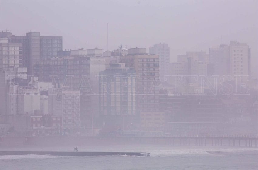 Niebla en una mañana húmeda en Mar del Plata, pero tendremos 16 grados