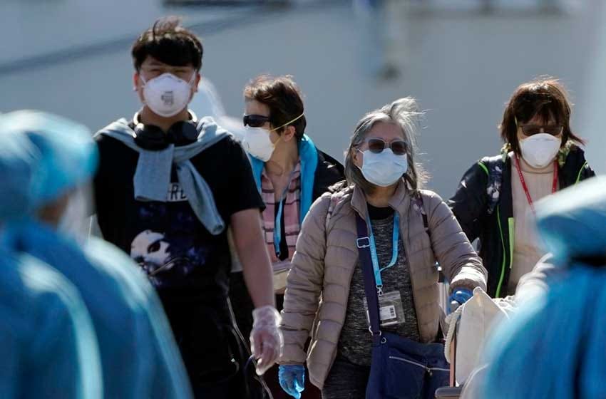 Japón lanza una aplicación de rastreo para frenar los contagios de coronavirus