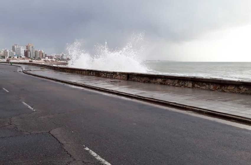 Cesó el alerta meteorológico pero se espera fuerte viento en Mar del Plata