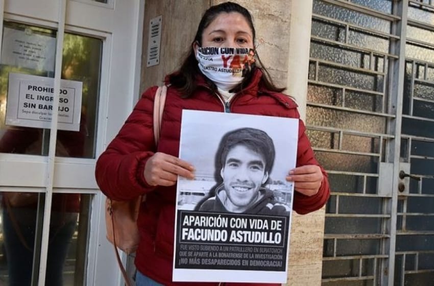 Piden la detención de cuatro policías por el caso de la desaparición de Facundo Astudillo Castro