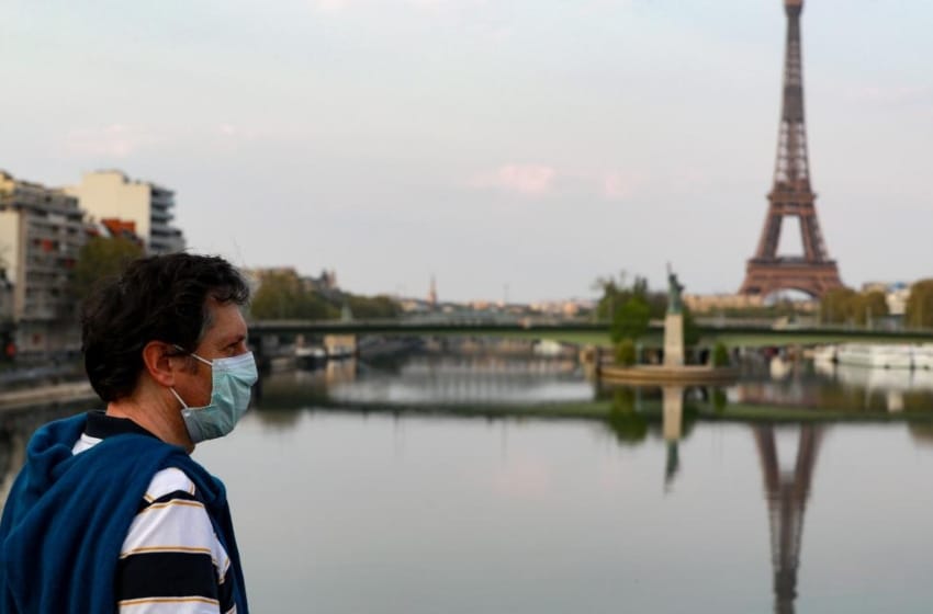 Francia registra pérdidas de 40.000 millones de euros en el sector turístico por la pandemia