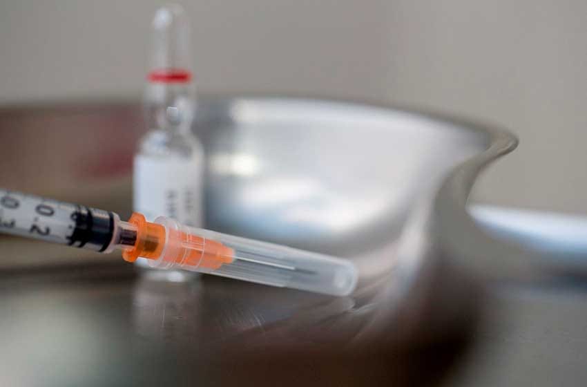 Rusia ya distribuye la primera partida de su vacuna en los centros sanitarios del país