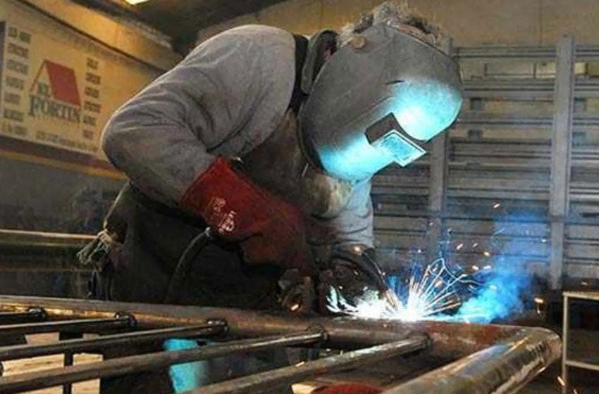 La industria metalúrgica que ha registrado suspensiones y despidos por ajuste de personal o cierre de fábricas