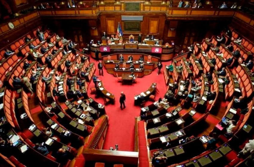 Referendum en Italia: se impuso el "SI" al recorte y aun definen cuántos marplatenses votaron