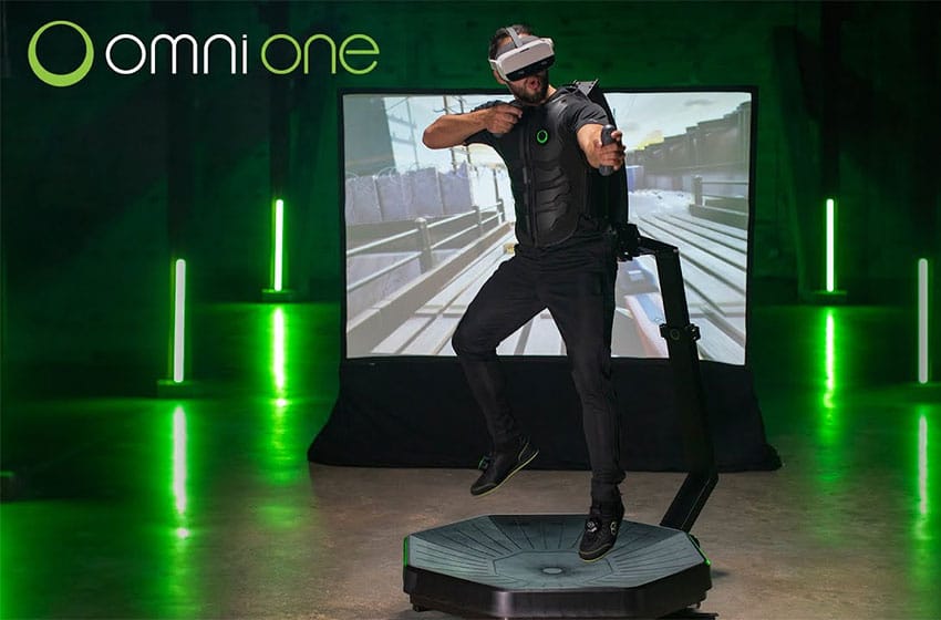 Presentan el Omni One, un dispositivo que permite mover todo el cuerpo en la Realidad Virtual como en “Ready Player One”
