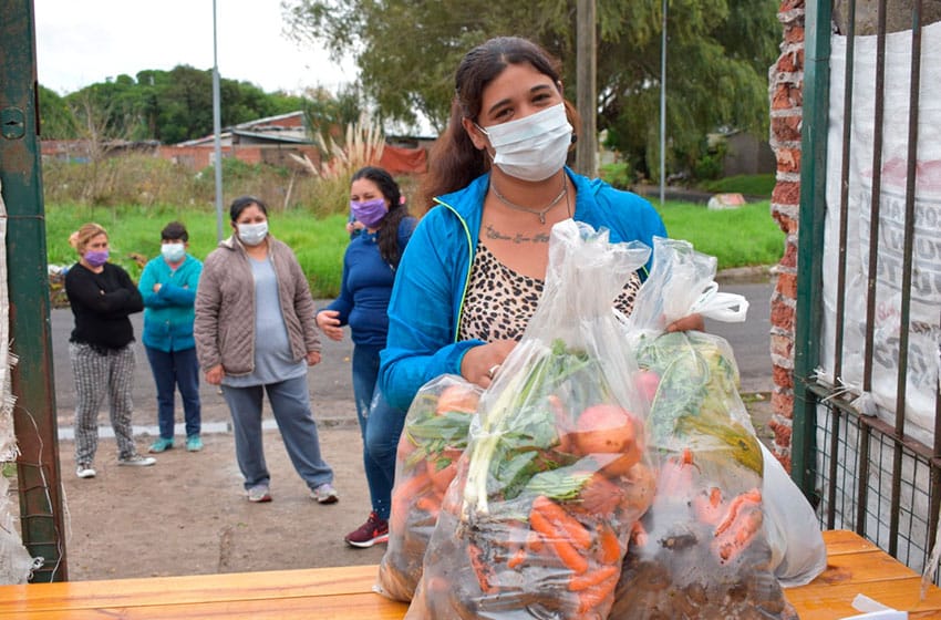 "Adelante" entregó 45 mil kilos de alimentos durante la pandemia en diferentes barrios de Mar del Plata