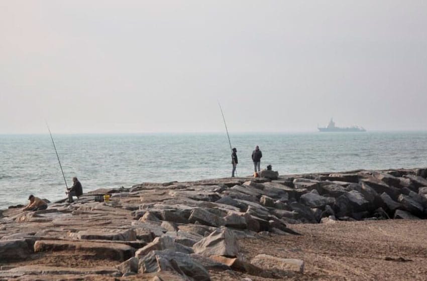 Pescadores marplatenses solicitaron una ampliación horaria para pesca de costa