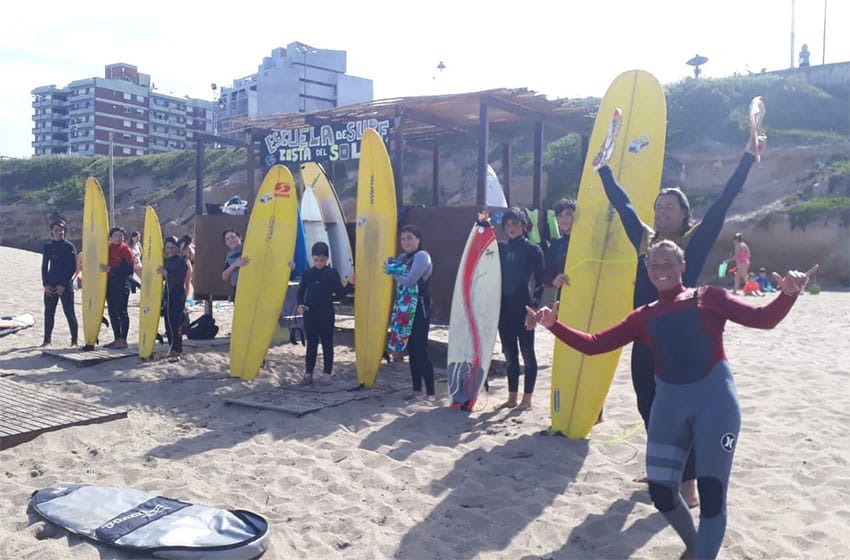 El surf vive un "boom" en Mar del Plata