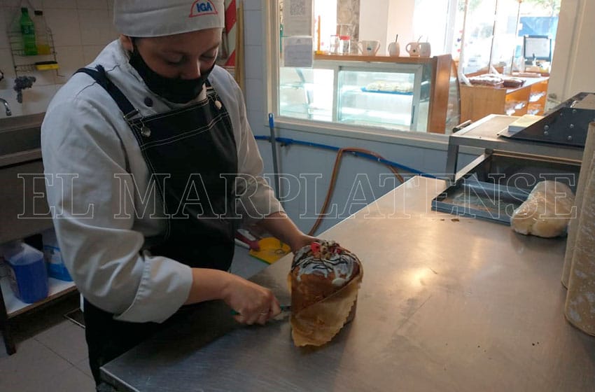 La Asociación de Síndrome de Down Mar del Plata ya vende el pan dulce para las fiestas