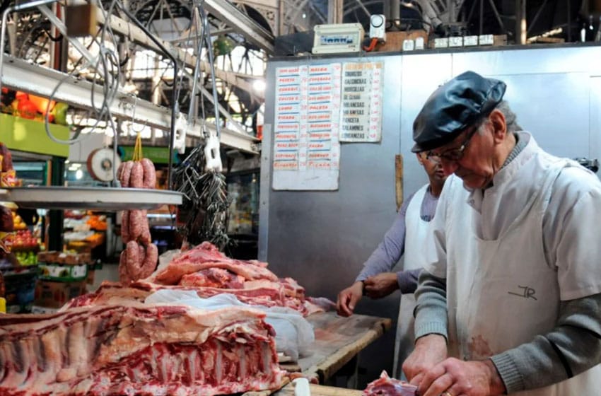 Naftas y carnes suman presión a la inflación que cerrará el año en torno a 37%