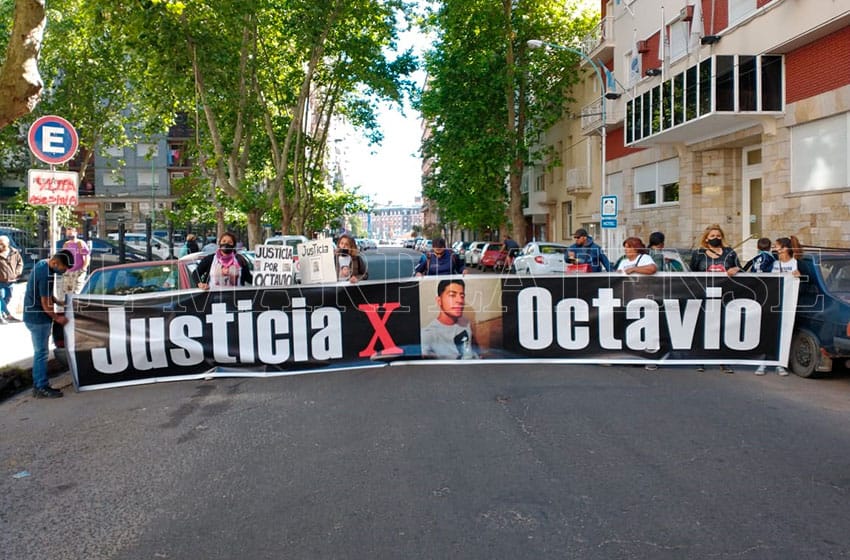 Familiares de Octavio Ventura reclamaron justicia a dos años de su asesinato para robarle el celular