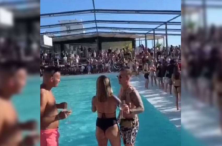 "Como si nada": realizaron una fiesta en un balneario de Punta Mogotes