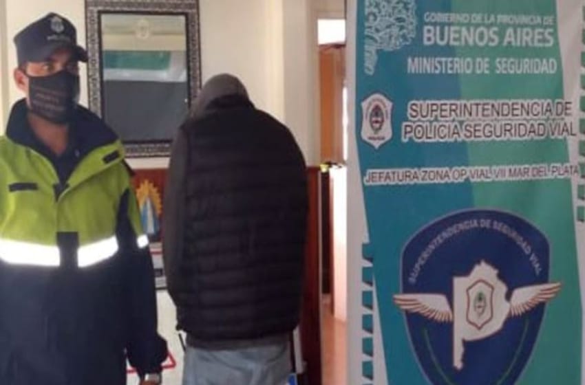Detuvieron a un funcionario de Educación de Mar del Plata con 93 kilos de marihuana
