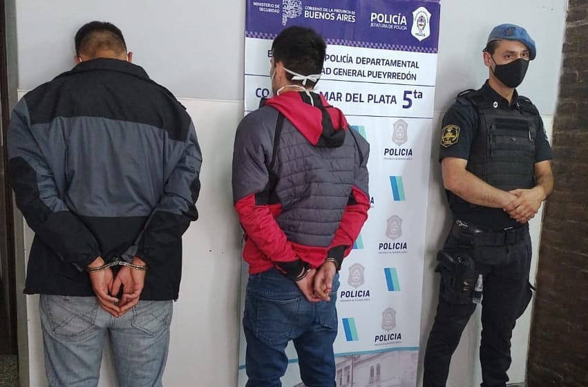Tras una persecución, detuvieron a dos hombres que vendían cocaína en Cerrito