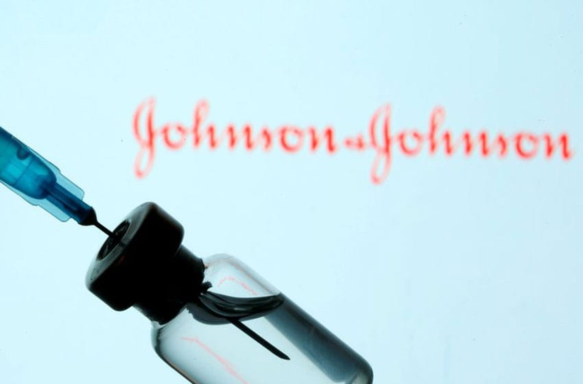 Johnson & Johnson anunció que su vacuna de una dosis tiene alta eficacia