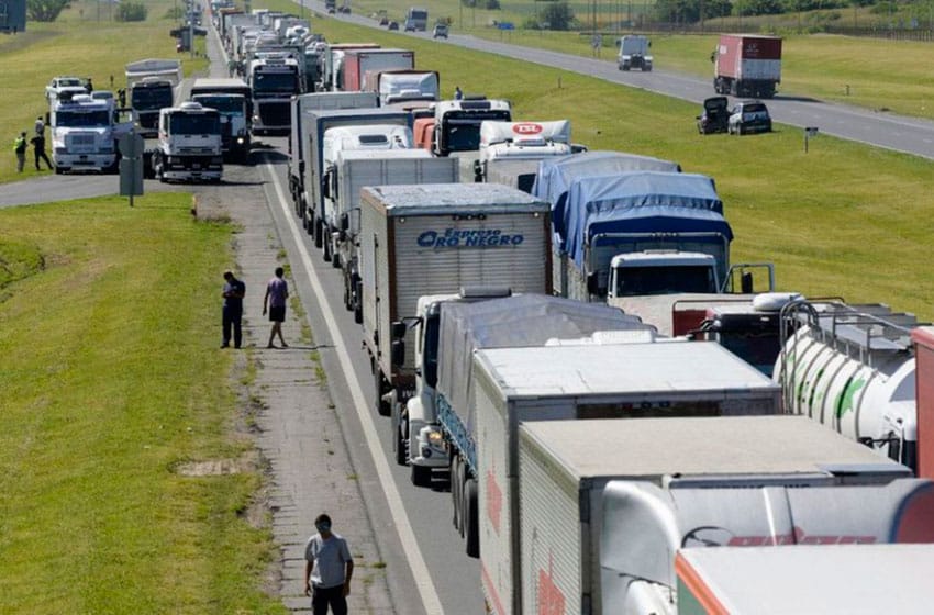 Paro de transportistas: “La Provincia de Buenos Aires le tiró el fardo a Nación”