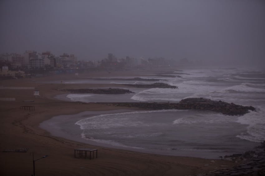 Anuncian un alerta meteorológico por lluvias y fuerte viento en Mar del Plata