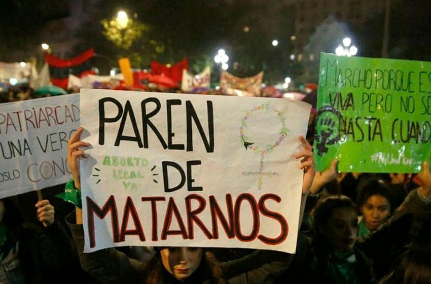 Hubo 26 femicidios en enero: "En Mar del Plata la policía muchas veces no toma la denuncia"